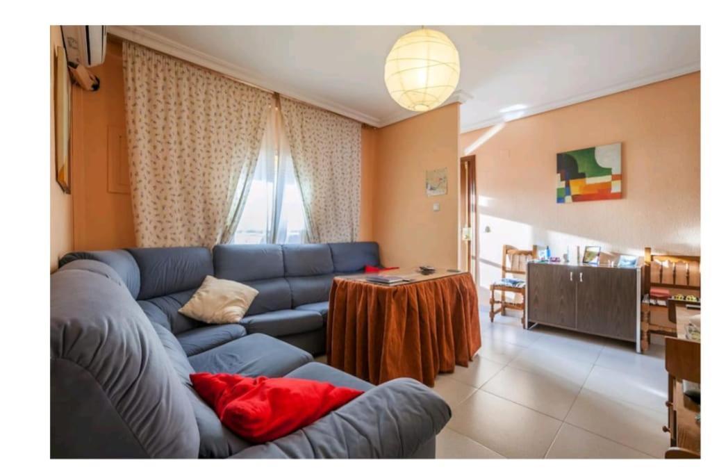 Piso Con Buena Red Wiffi Fibra Optica Alquiler De Habitaciones Siviglia Esterno foto